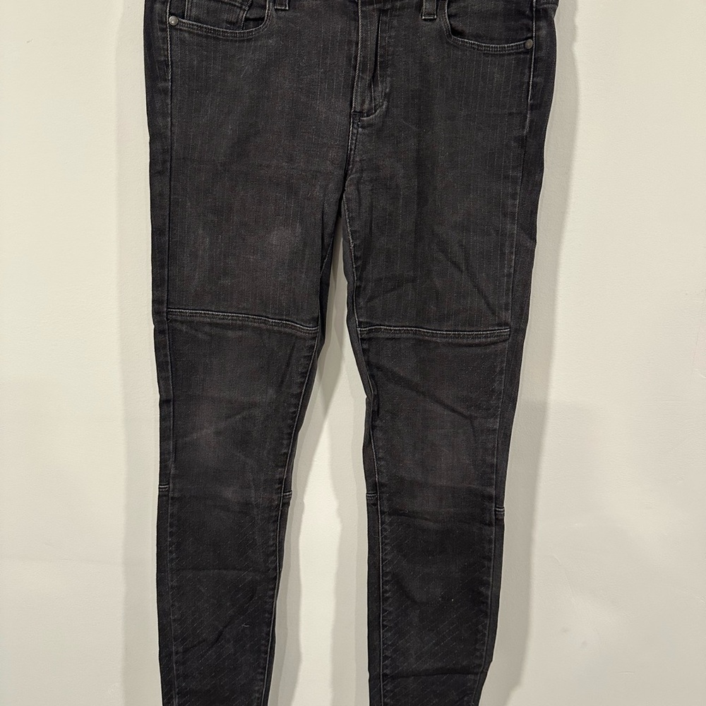 Black Skinny Jeans for Women